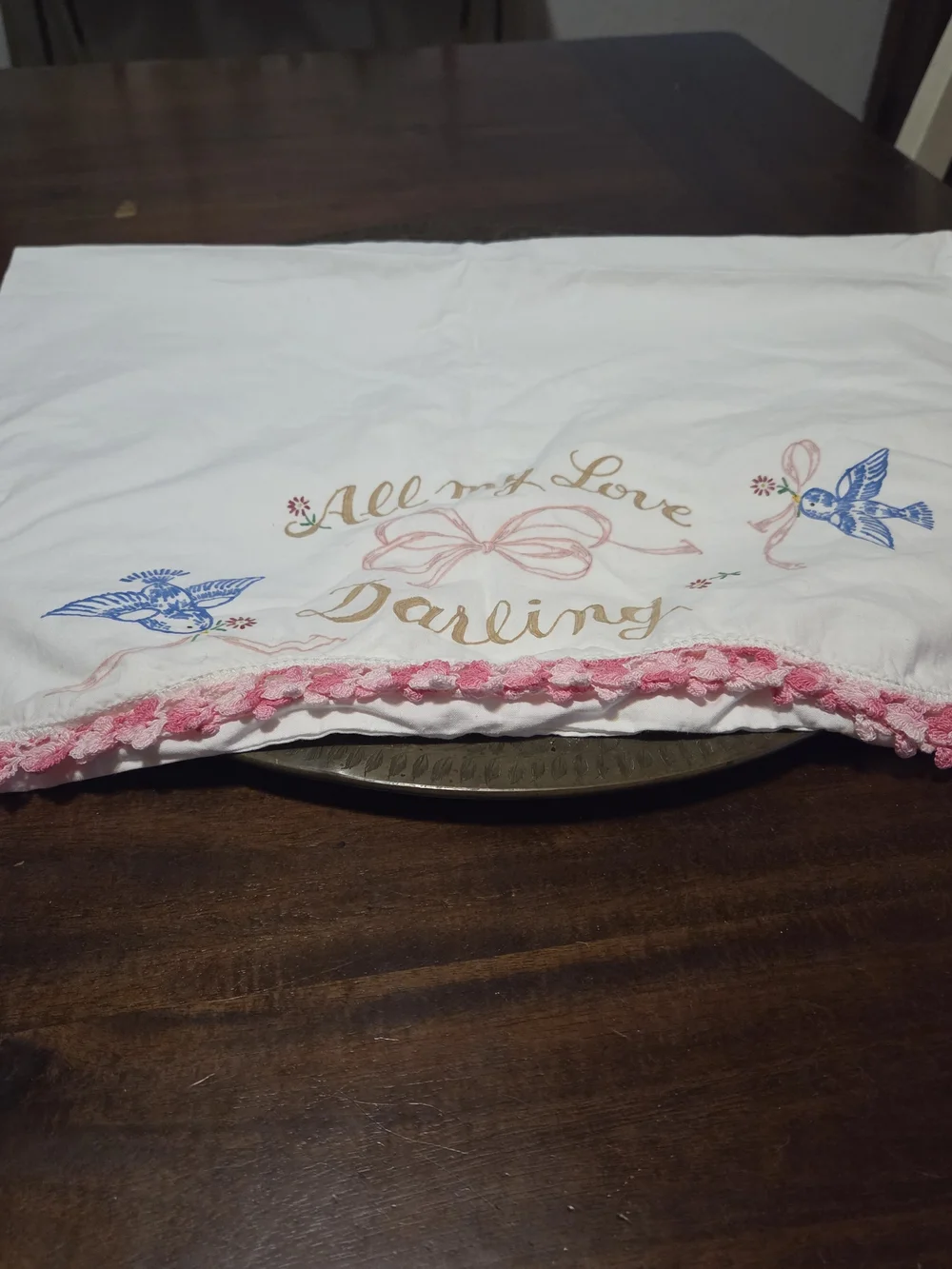 2 VTG UTICA  FLORAL STANDARD PILLOWCASES 1 Embellished Case